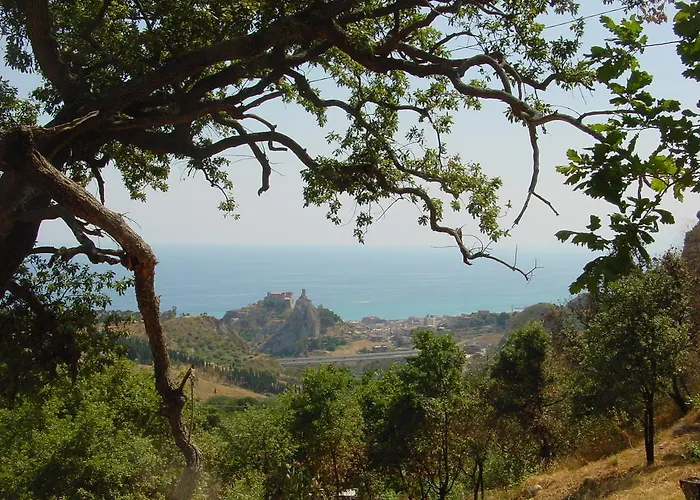 度假居 冯达科德尔菲乔度假屋 *